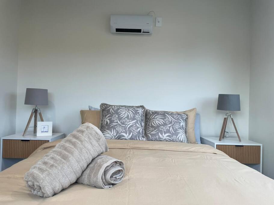 Cbd Luxury Parkside Living 2 Bedroom With Parking Christchurch Bagian luar foto