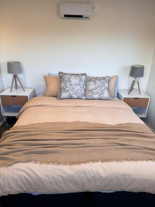 Cbd Luxury Parkside Living 2 Bedroom With Parking Christchurch Bagian luar foto
