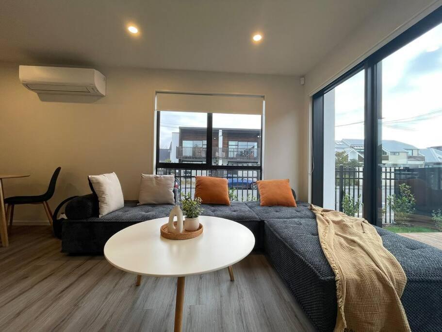 Cbd Luxury Parkside Living 2 Bedroom With Parking Christchurch Bagian luar foto
