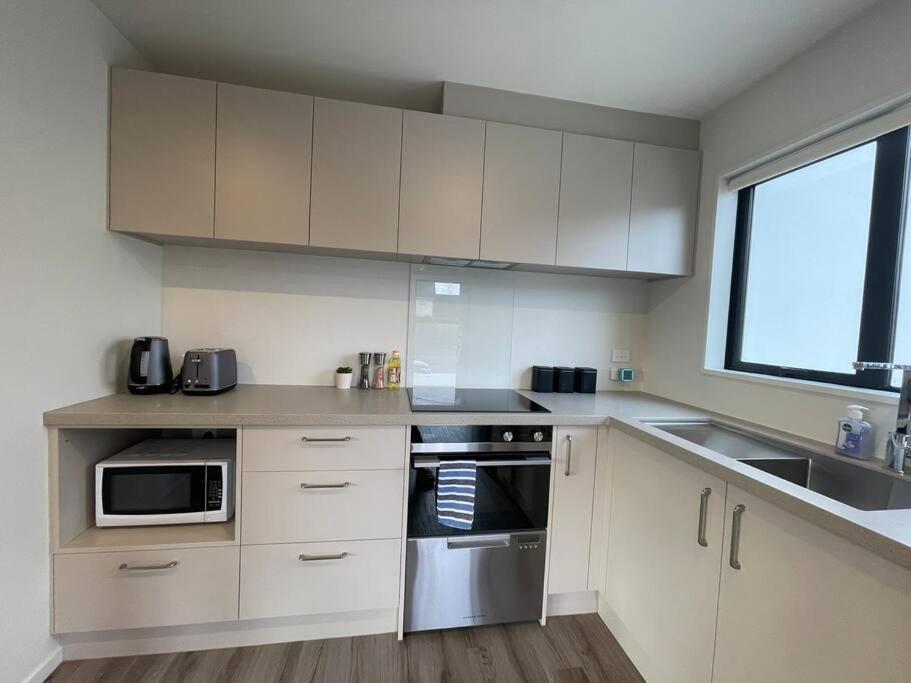Cbd Luxury Parkside Living 2 Bedroom With Parking Christchurch Bagian luar foto