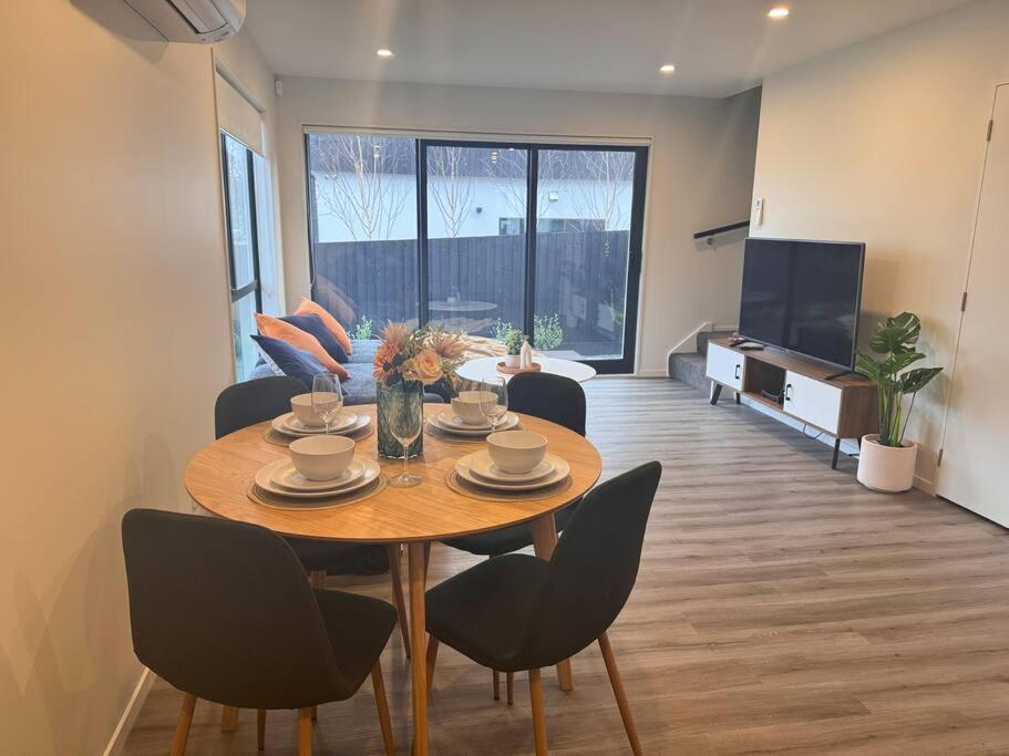 Cbd Luxury Parkside Living 2 Bedroom With Parking Christchurch Bagian luar foto