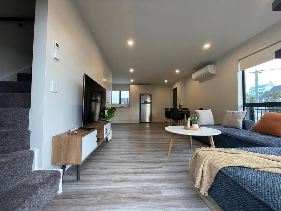 Cbd Luxury Parkside Living 2 Bedroom With Parking Christchurch Bagian luar foto