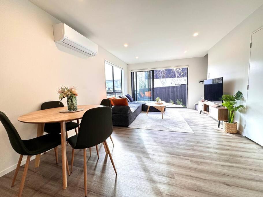 Cbd Luxury Parkside Living 2 Bedroom With Parking Christchurch Bagian luar foto